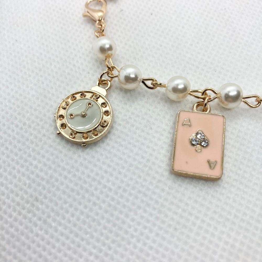 Alice in Wonderland Bracelet Faux Pearl - Picture 3 of 7